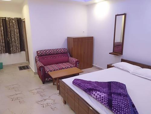 Bougainvilleas on Lombard Street,  San Francisco, Tokyo